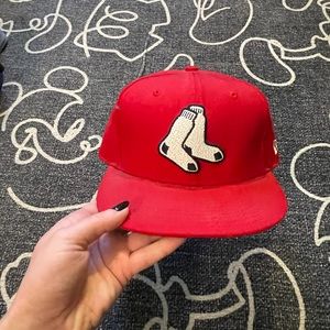 Boston Red Sox flat brim hat. New era collection